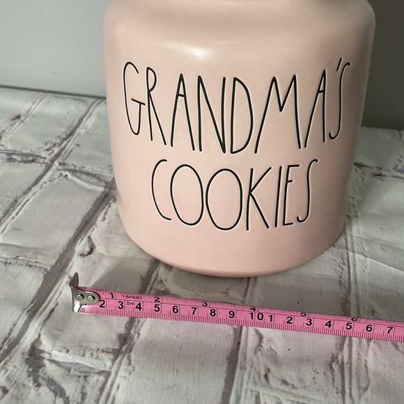 Rae Dunn Grandmas Cookies Canister - Picture 5 of 7